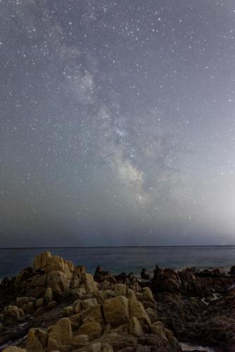 Voie lactée dans le Var, à St Raphael, au bord de la mer